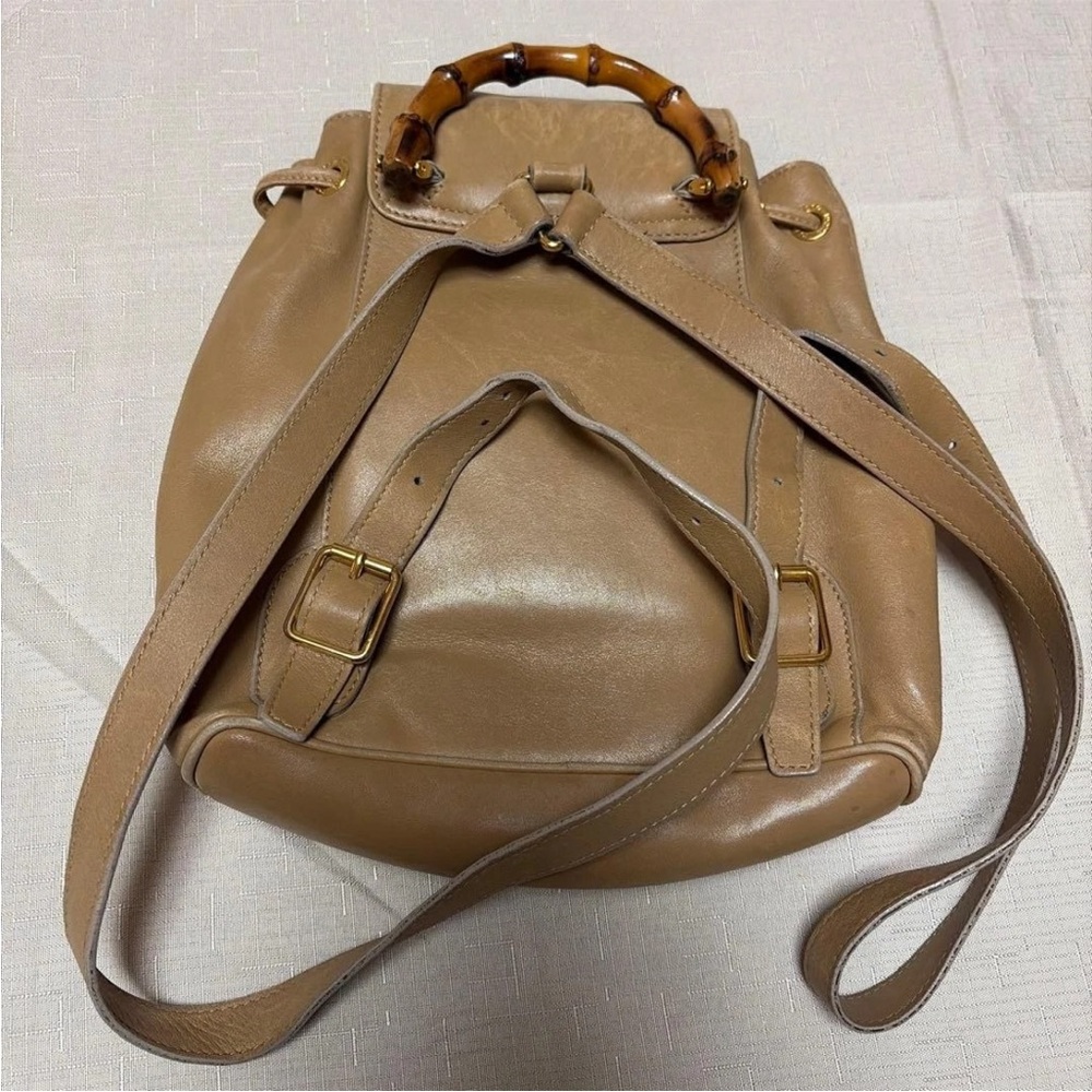 Gucci Beige Leather Women's Backpack - Picture 4 of 7